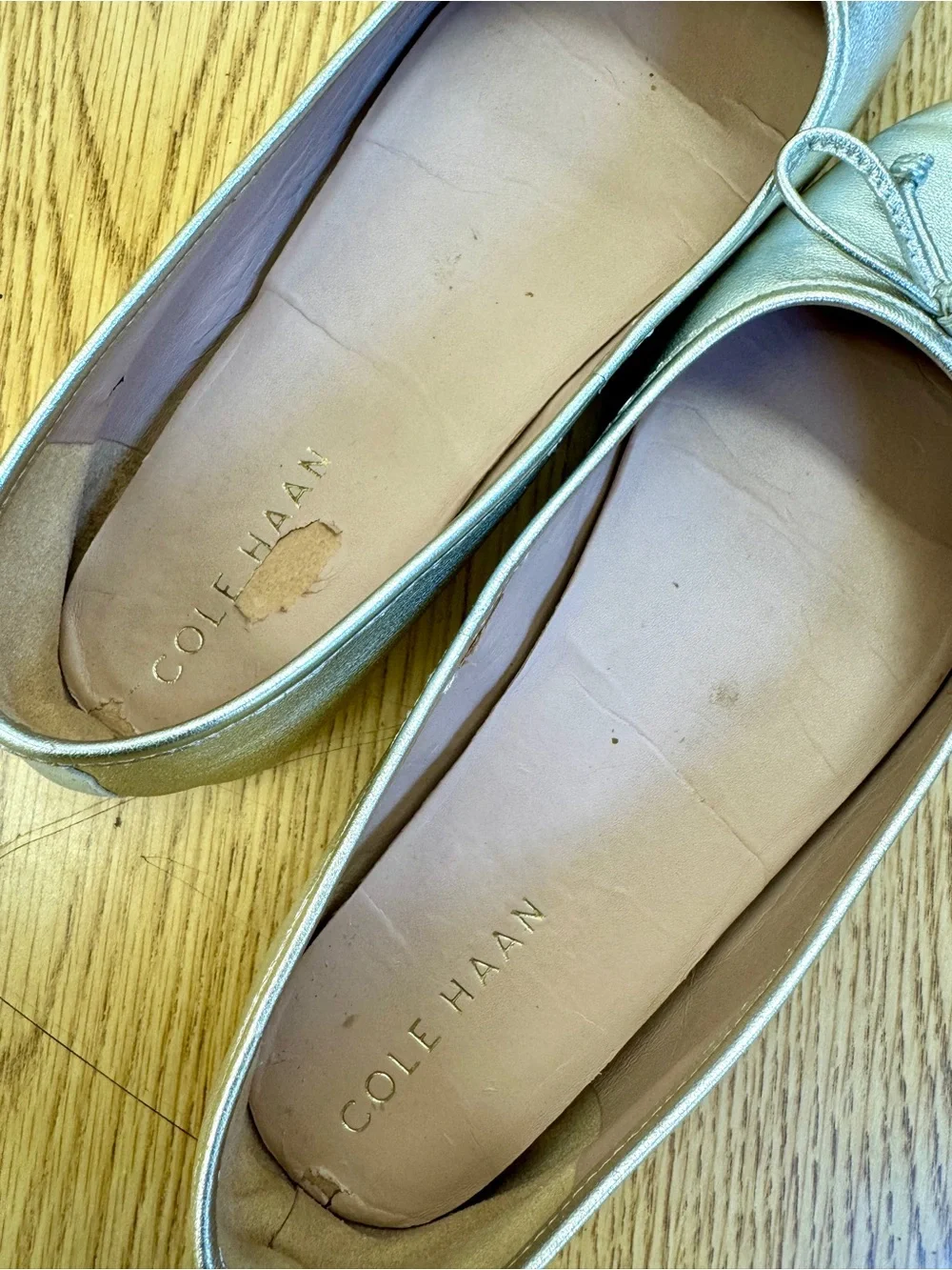 Cole Haan Yara Metallic Gold Soft Leather Ballet Flats Bow Trim 8 Fall Coquette